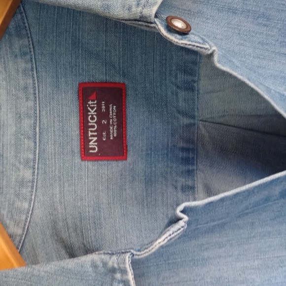 Untickit Chambre Button Front Long Sleeve Collard Denim Style Shirt Size 2 - Picture 4 of 7
